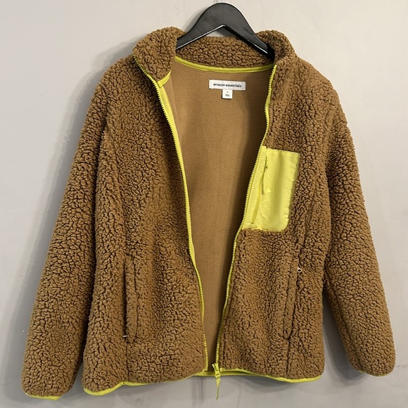Amazon Essentials Woman’s Sherpa Jacket Size M - Picture 9 of 9